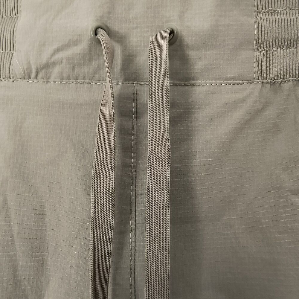 Mountain Hardwear Hiking Pants Womens 12 Olive Green Zip Off Convertible Stretch - Picture 6 of 16